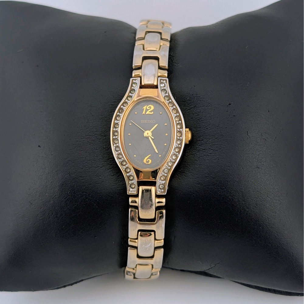 Seiko 1N01-0PE0 Gold Tone Black Dial Crystal Accent Quartz Watch Runs